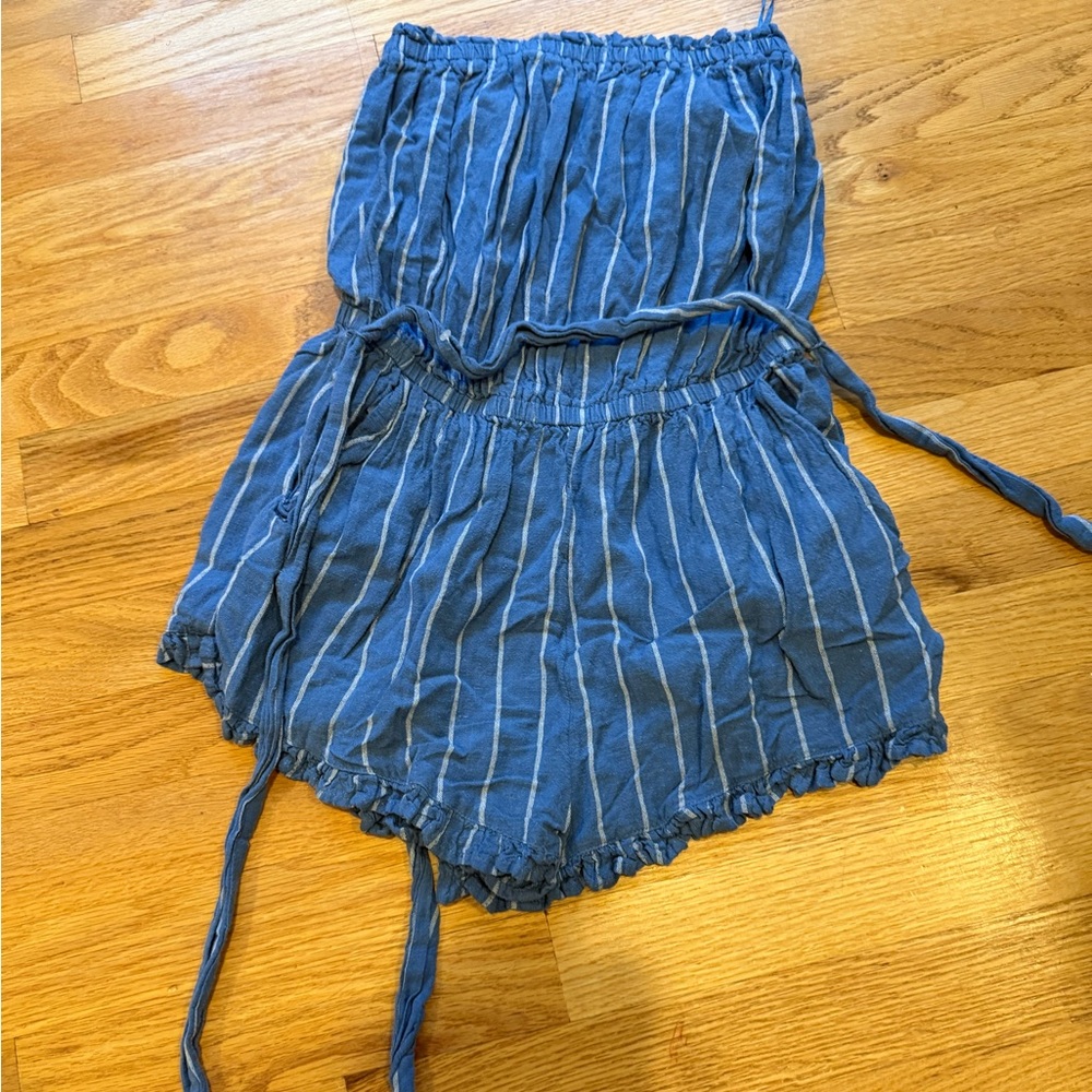 Billabong Denim Blue and White Striped Garment
